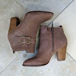 NWOT Donald J. Pliner High Heel Booties